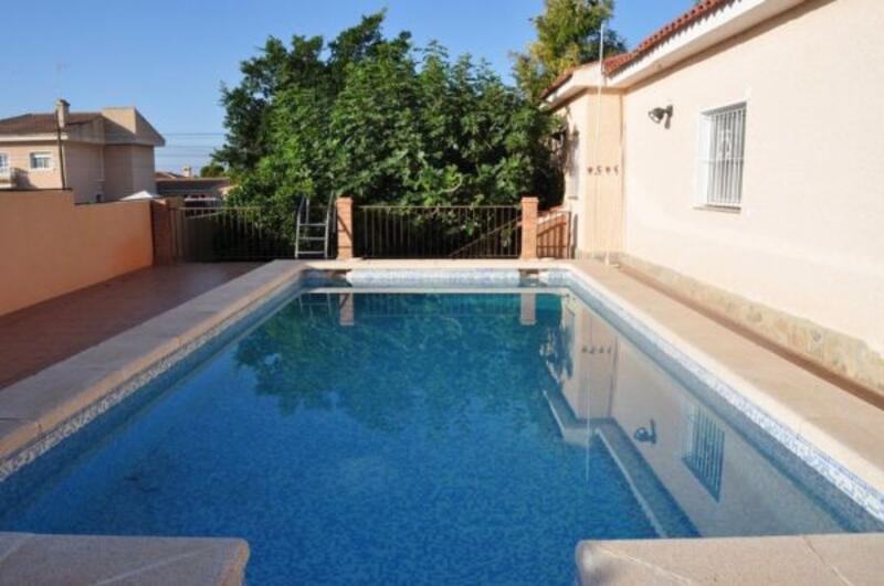 4 bedroom Country House for sale