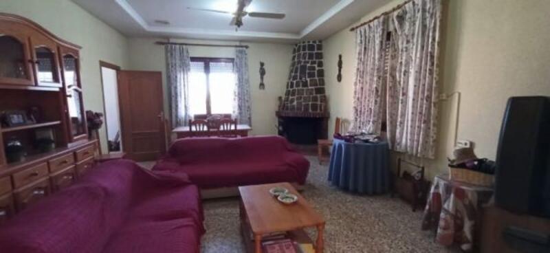 5 bedroom Country House for sale