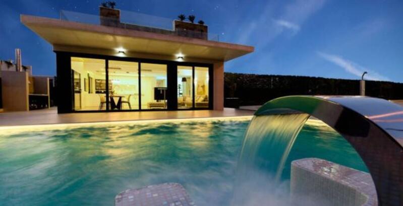 4 bedroom Villa for sale