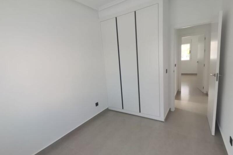 2 bedroom Commercial Property for sale