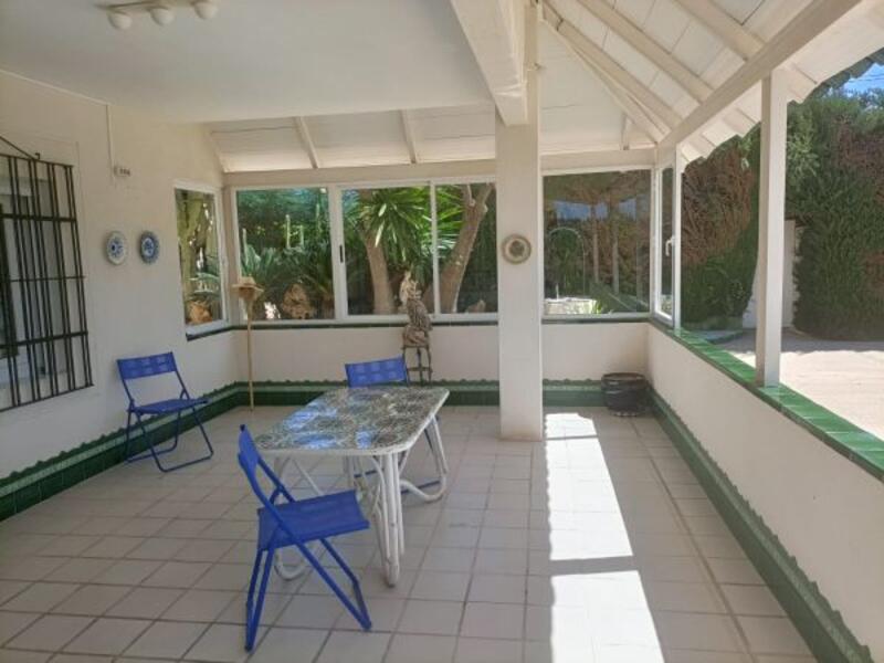 4 bedroom Country House for sale