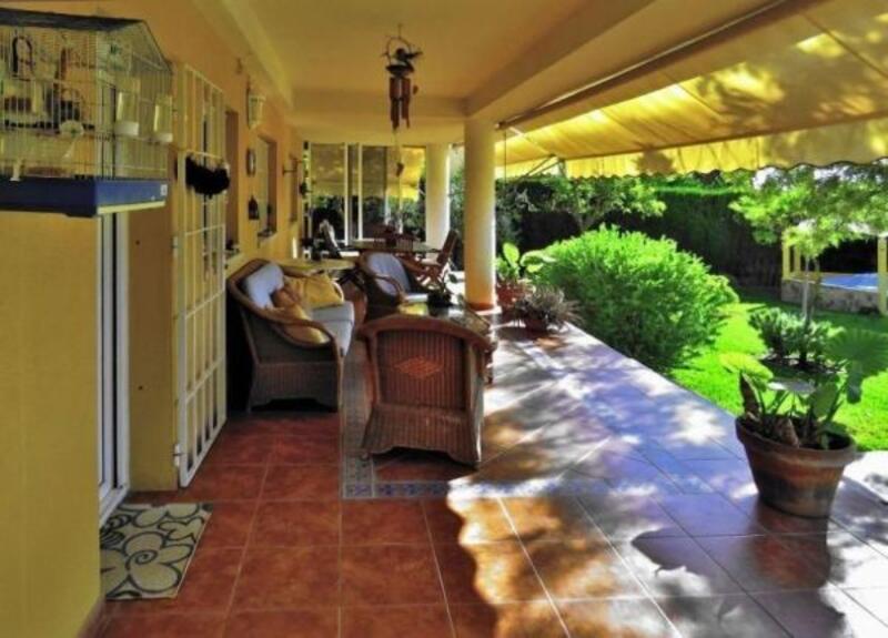 5 bedroom Country House for sale