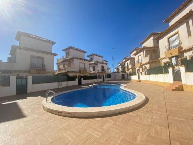 Townhouse for sale in Orihuela Costa, Alicante