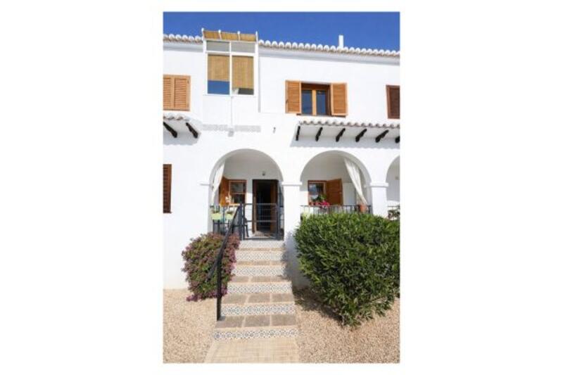 3 bedroom Townhouse for sale 3 bedroom Townhouse for sale