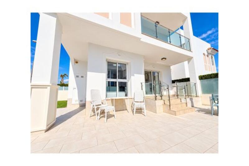 2 bedroom Commercial Property for sale