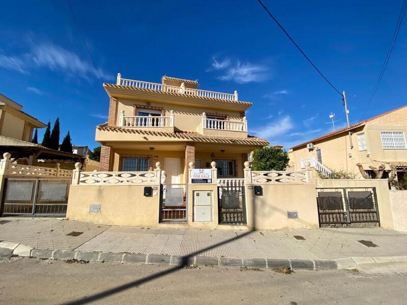 Duplex for sale in El Carmoli, Murcia