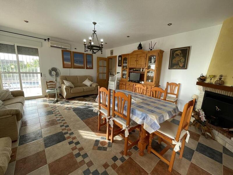 3 Cuarto Villa en venta