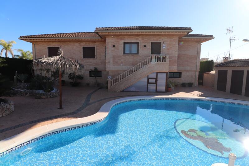 Villa à vendre dans Rafal, Alicante