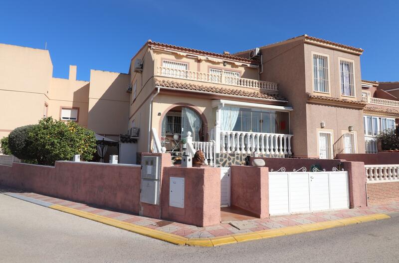 Lägenhet till salu i Santa Pola, Alicante