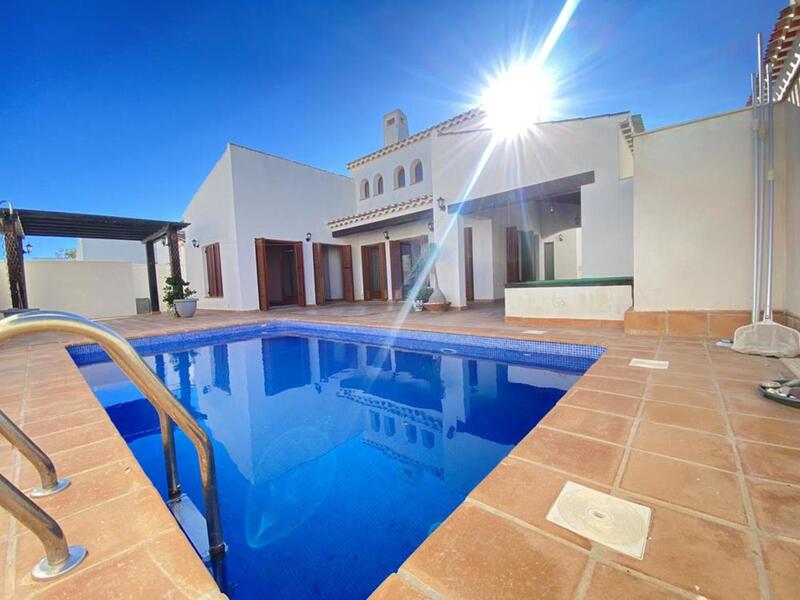 Villa for sale in El Valle Golf, Murcia