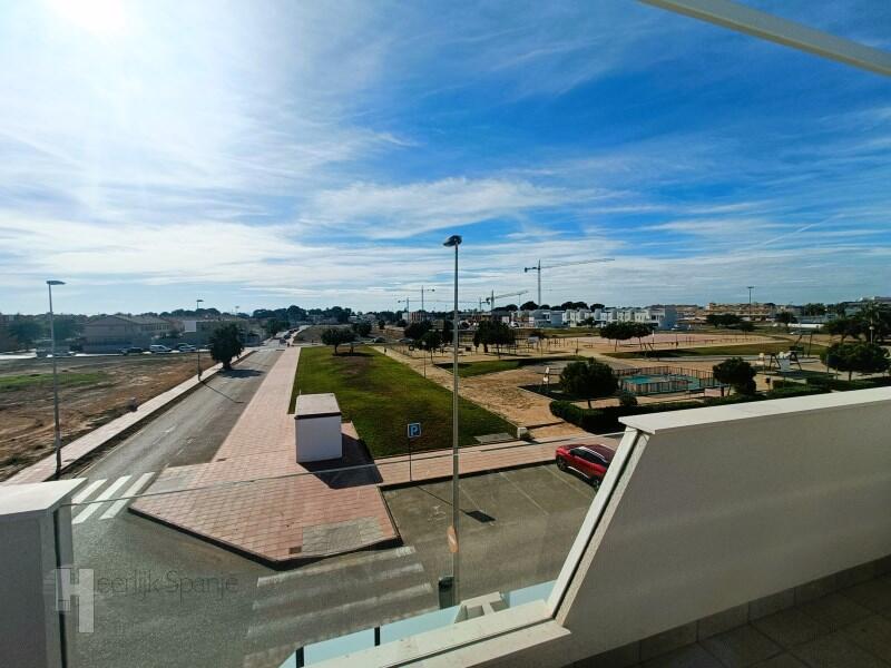 3 bedroom Townhouse for sale
