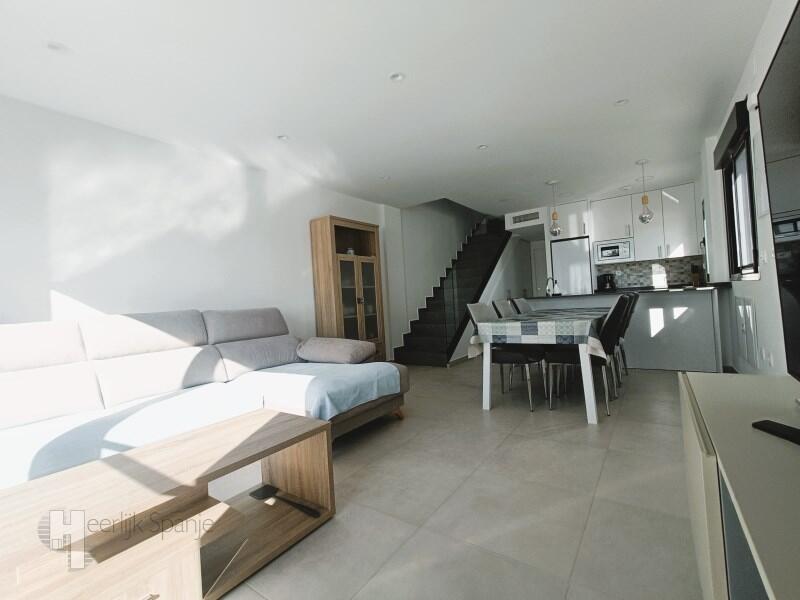 3 bedroom Townhouse for sale