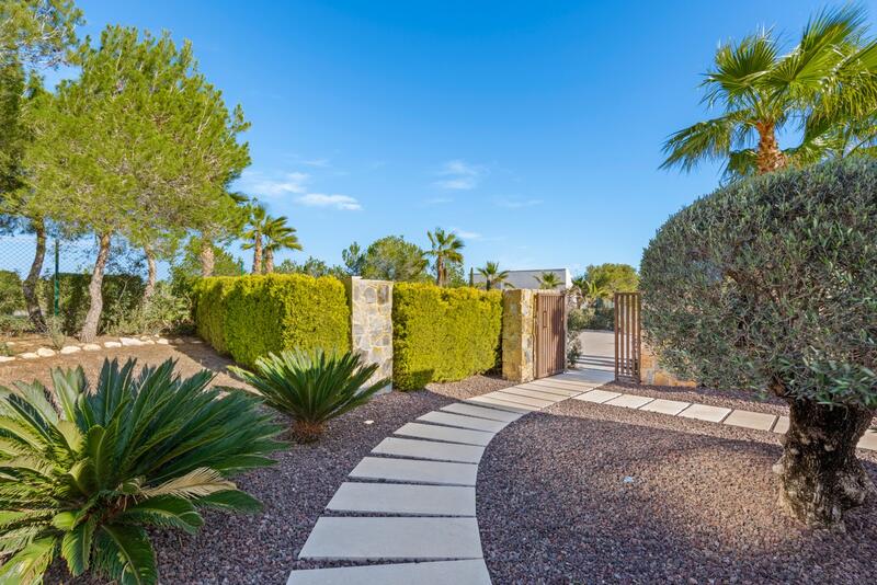 4 bedroom Villa for sale