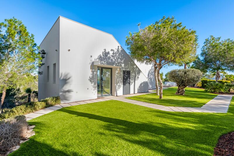4 bedroom Villa for sale