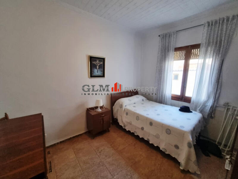 4 bedroom Apartment for sale