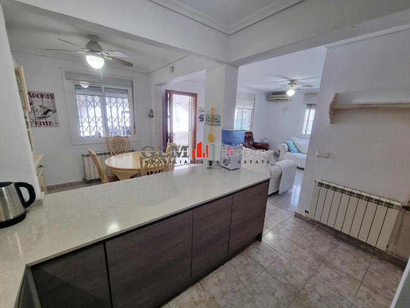 2 спальная комната квартира продается