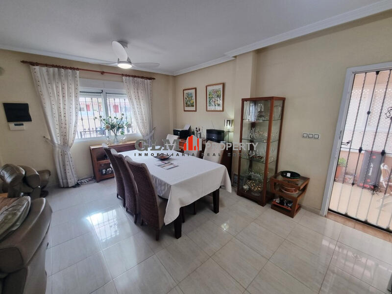 2 slaapkamer Appartement Te koop