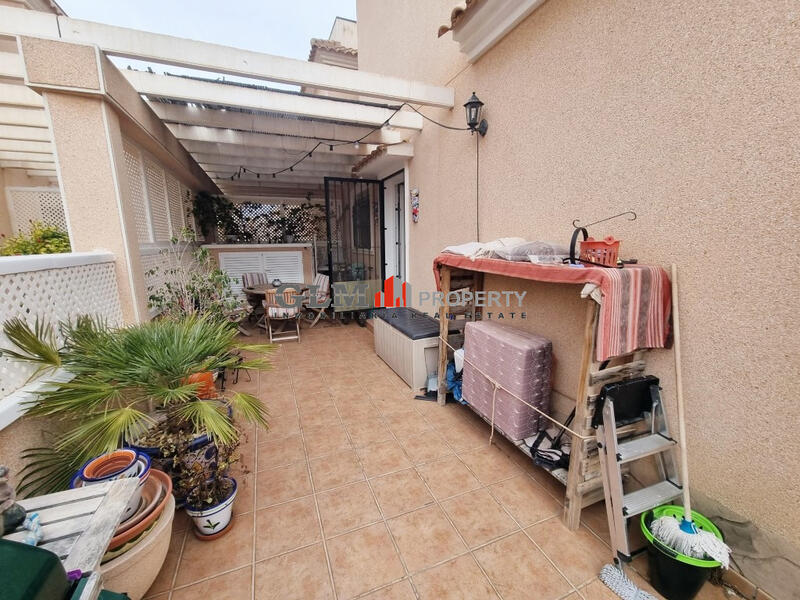 2 slaapkamer Appartement Te koop
