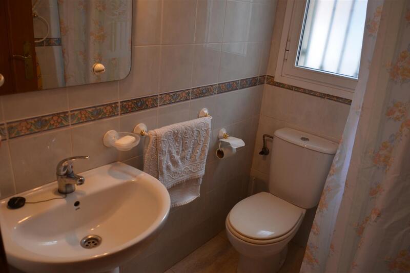 2 slaapkamer Gezinswoning Te koop