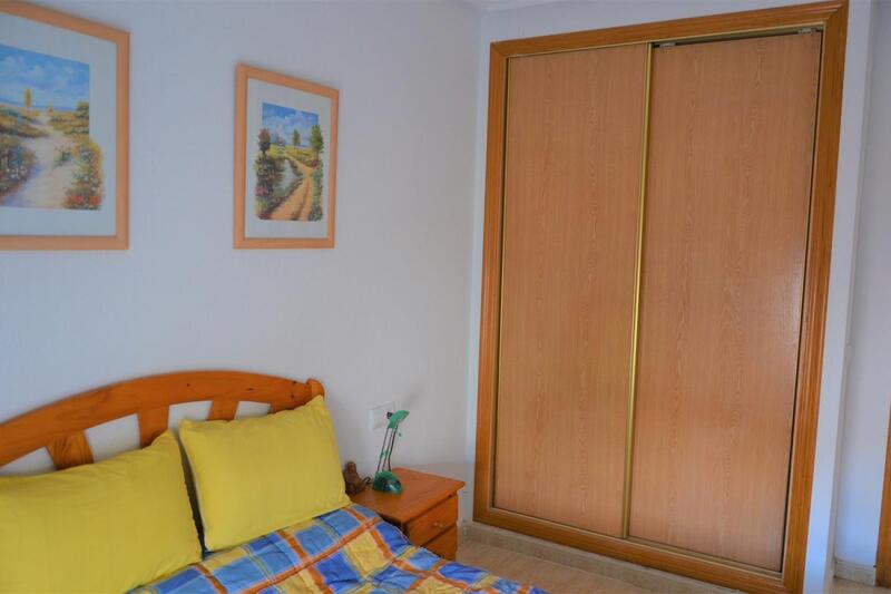 2 slaapkamer Gezinswoning Te koop