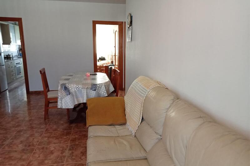 4 bedroom Townhouse for sale