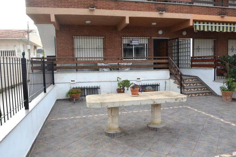4 bedroom Apartment for sale