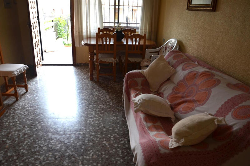 4 bedroom Apartment for sale