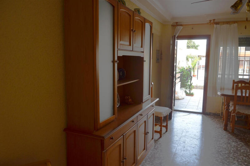 4 bedroom Apartment for sale