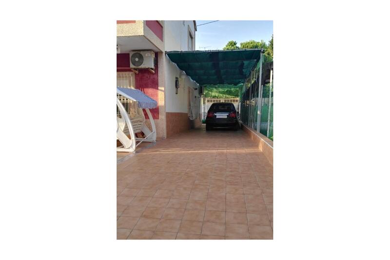4 bedroom Apartment for sale