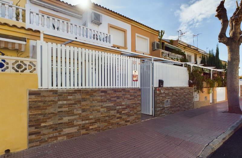 Stadthaus zu verkaufen in Los Alcazares, Murcia