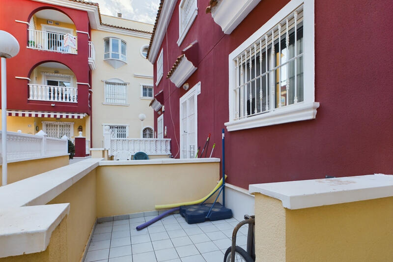 2 slaapkamer Appartement Te koop