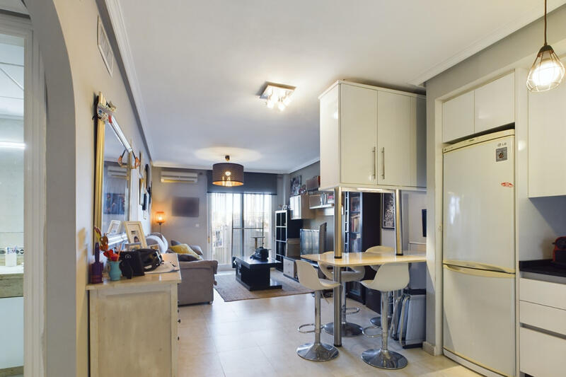2 slaapkamer Appartement Te koop