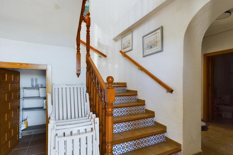 4 Cuarto Villa en venta