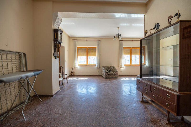 6 Schlafzimmer Villa zu verkaufen