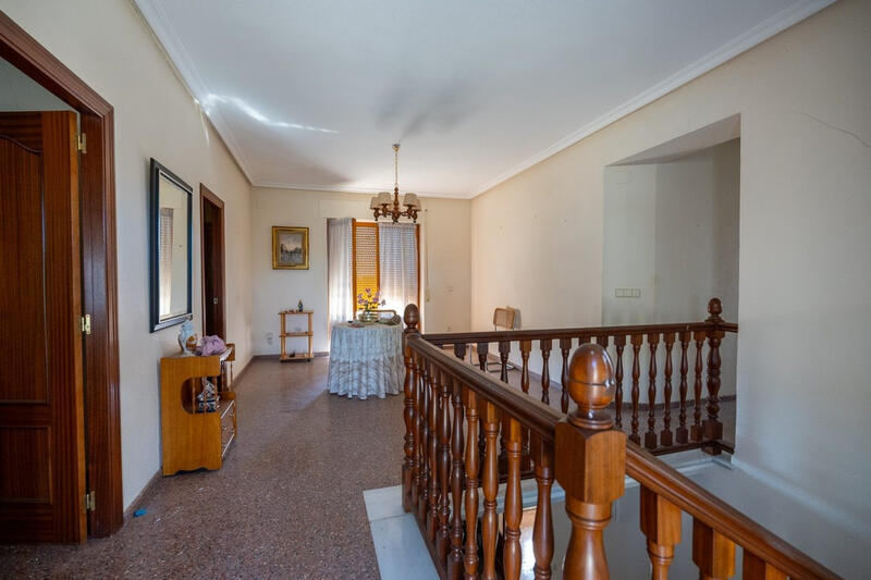 6 Schlafzimmer Villa zu verkaufen