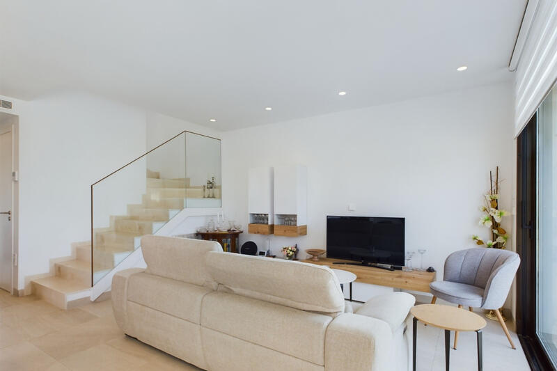 2 Cuarto Villa en venta