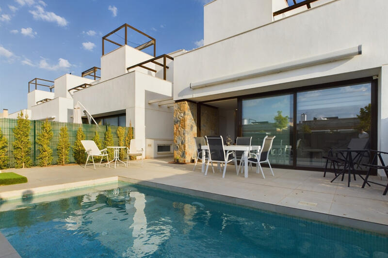 2 Cuarto Villa en venta