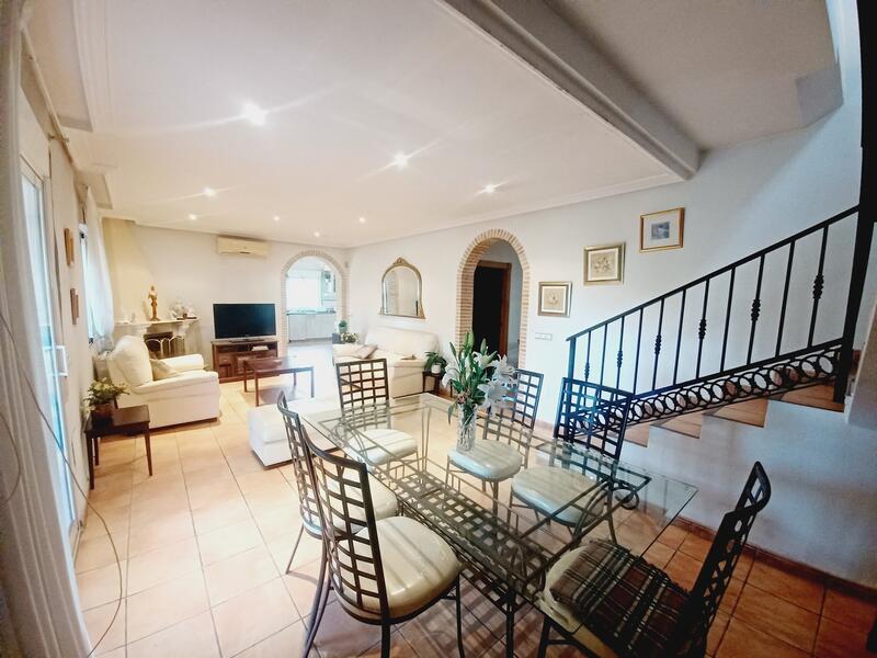 3 bedroom Villa for sale
