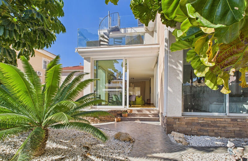 Villa til salgs i Los Alcazares, Murcia