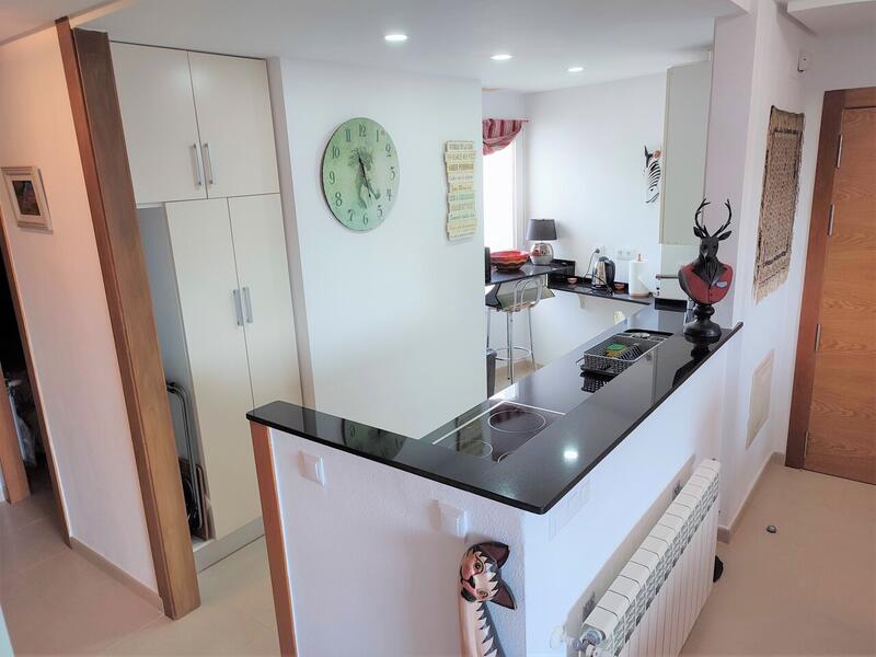 2 bedroom Apartment for sale