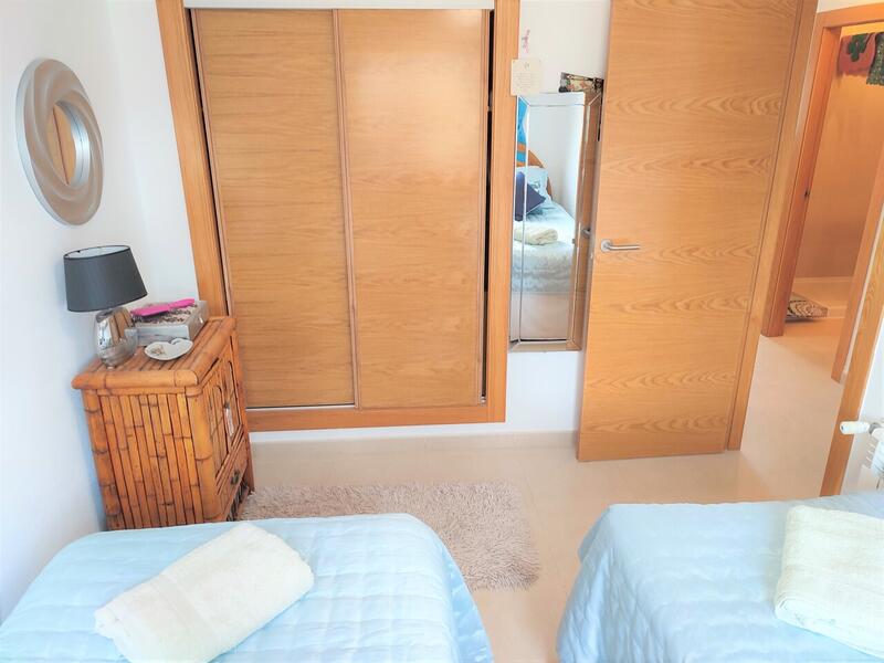 2 bedroom Apartment for sale