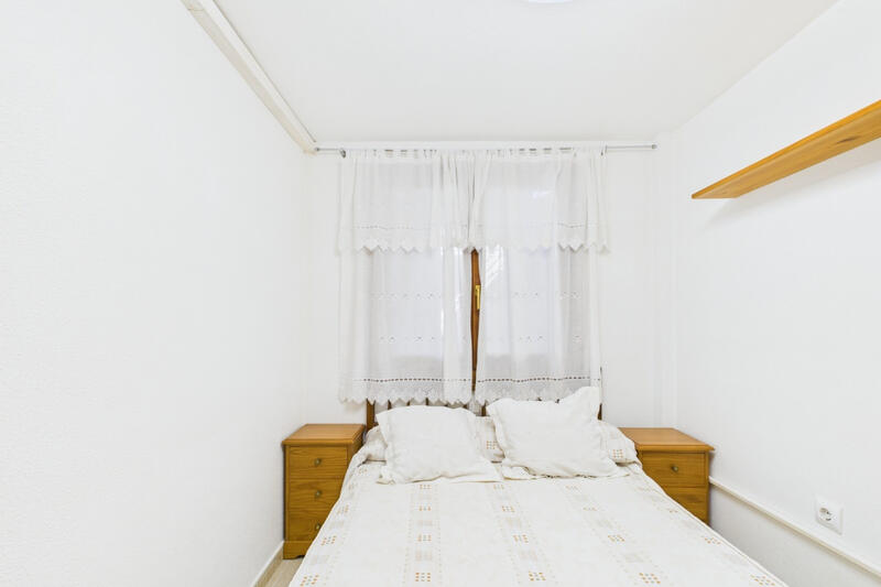 4 slaapkamer Gezinswoning Te koop