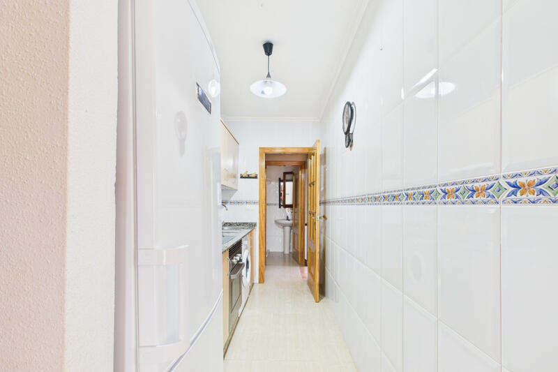 4 slaapkamer Gezinswoning Te koop