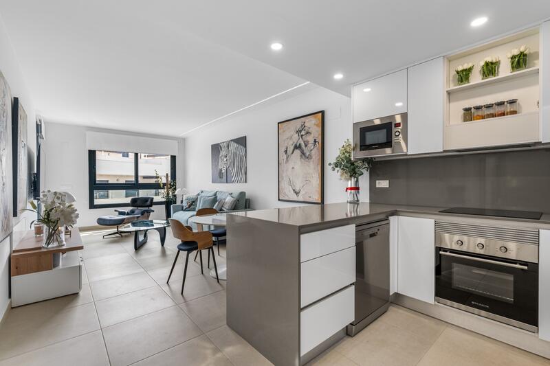 3 bedroom Apartment for sale