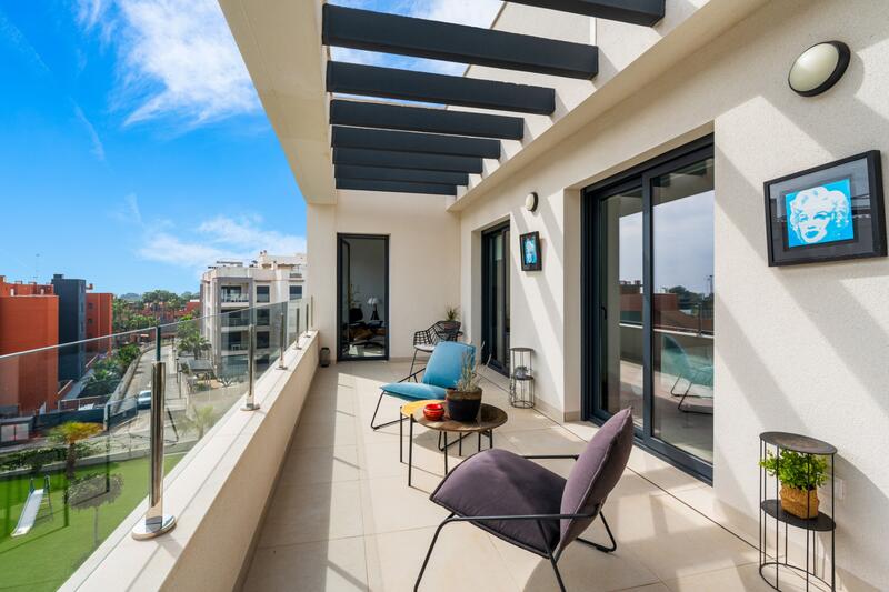 3 bedroom Apartment for sale