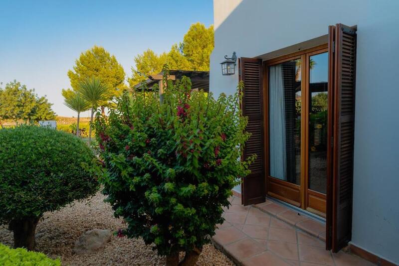 5 bedroom Villa for sale