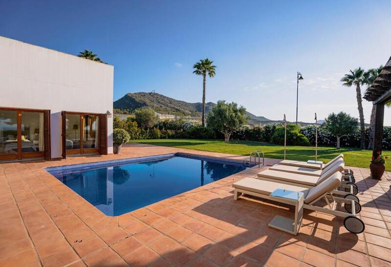 5 bedroom Villa for sale
