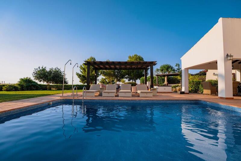 5 bedroom Villa for sale
