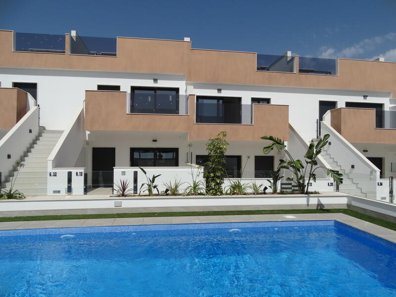 2 bedroom Apartment for sale