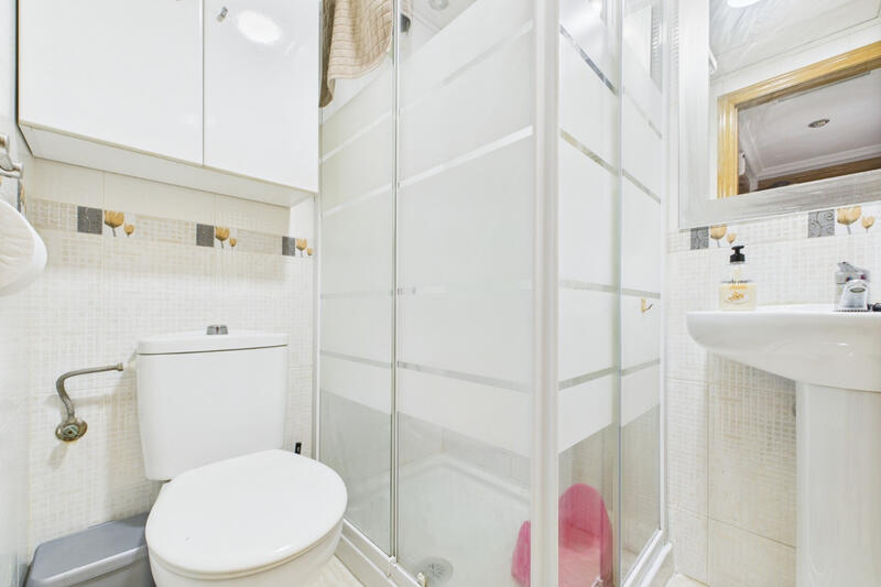 4 bedroom Townhouse for sale
